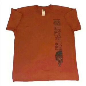 The North Face Men's XL Brown Graphic Print Crew Neck T-Shirt